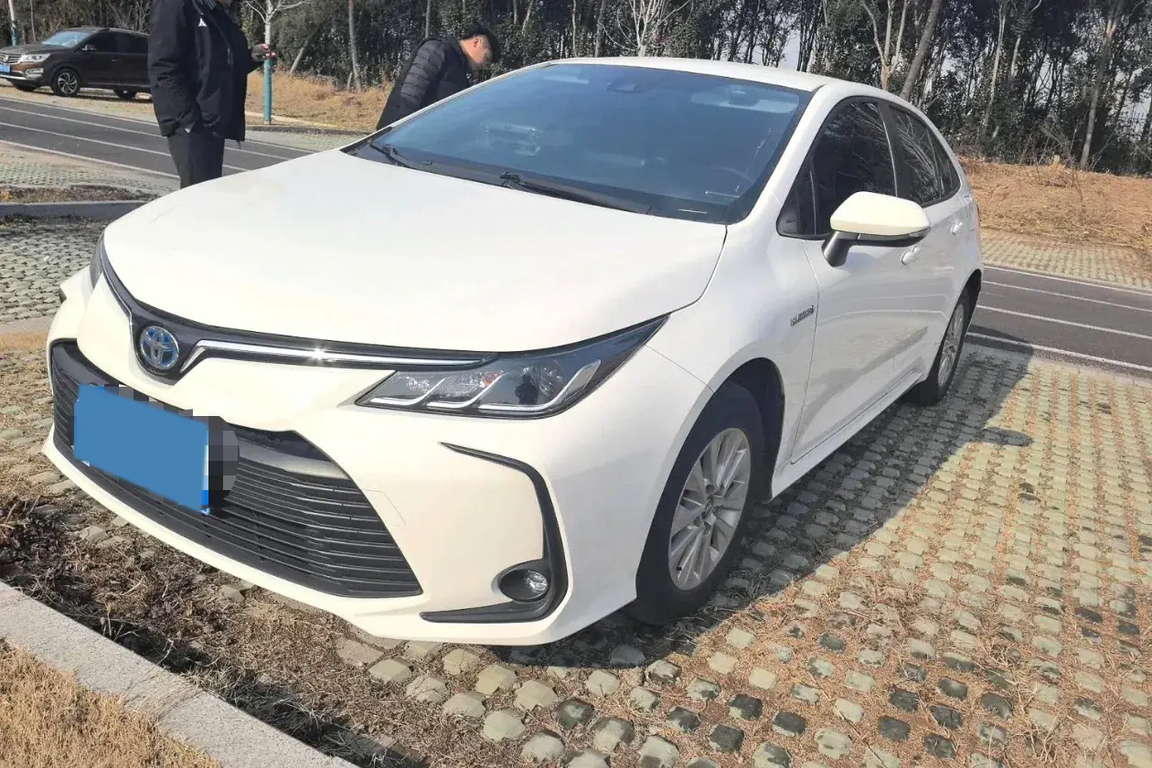 2022 Toyota Corolla 1.8L 98HP L4 E-CVT Hybrid