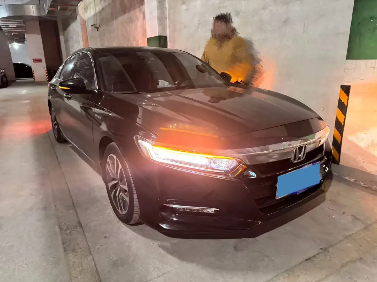 2018 Honda Accord 2.0L 146HP L4 E-CVT Hybrid,autocango,china used car exporter,china ev exporter,chinese used car exporter,chinese used ev exporter