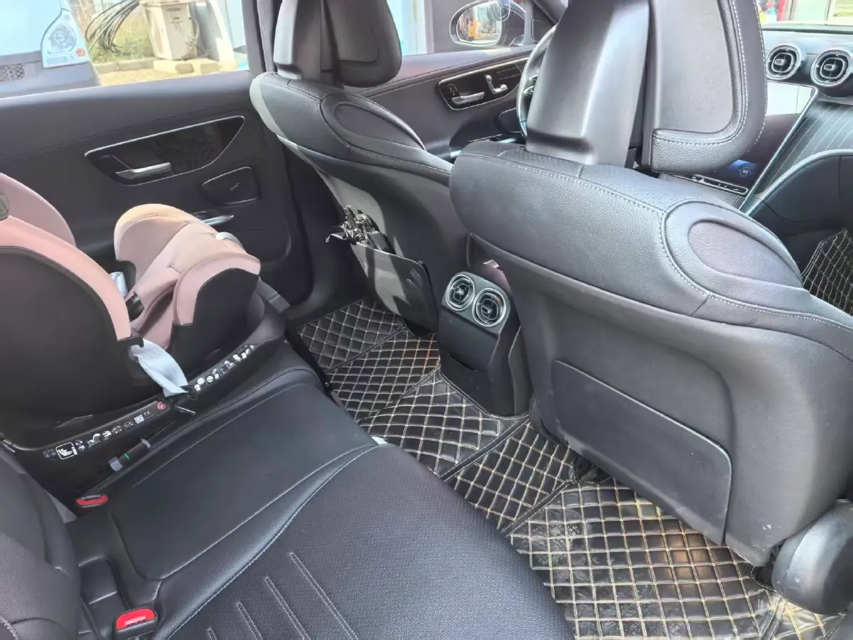 2023 Mercedes-Benz C Class 1.5T 204HP L4 9AT,autocango,china used car exporter,china ev exporter,chinese used car exporter,chinese used ev exporter