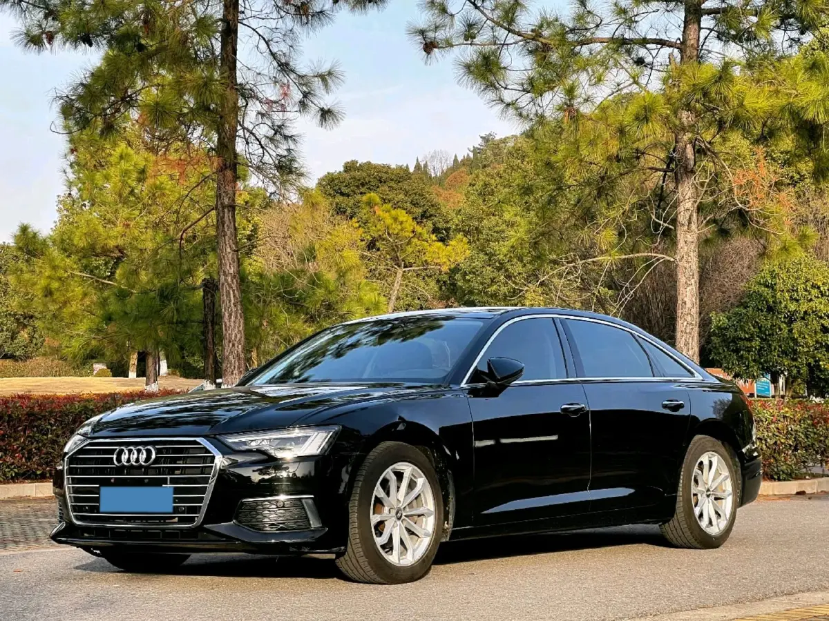 2019 Audi A6L 2.0T 190HP L4 7DCT