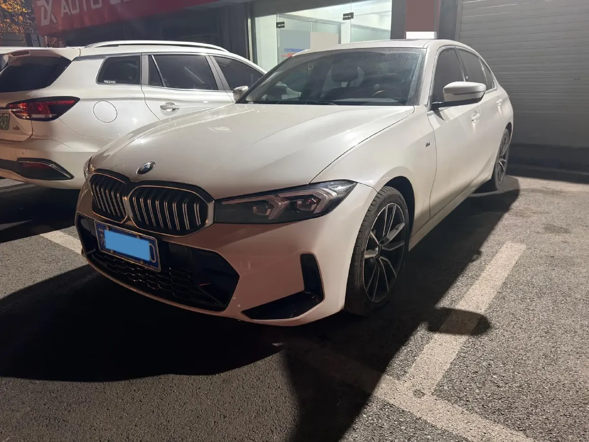 2023 BMW 3 Series 2.0T 156HP L4 8AT,autocango,china used car exporter,china ev exporter,chinese used car exporter,chinese used ev exporter