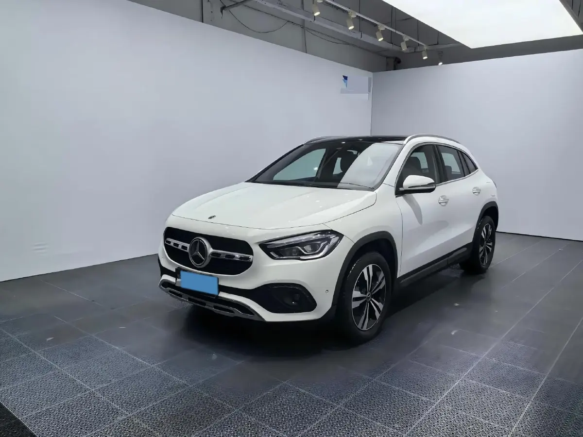 2023 Mercedes-Benz GLA Class 2.0T 190HP L4 8DCT