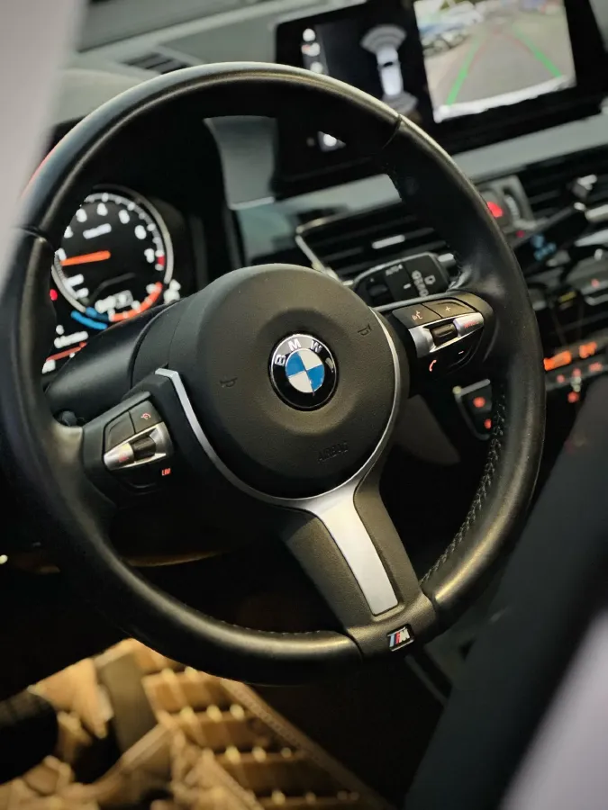 2022 BMW X1 2.0T 192HP L4 7DCT,autocango,china used car exporter,china ev exporter,chinese used car exporter,chinese used ev exporter