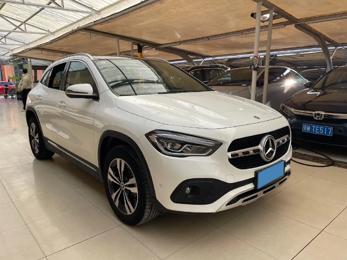 2023 Mercedes-Benz GLA Class 2.0T 190HP L4 8DCT,autocango,china used car exporter,china ev exporter,chinese used car exporter,chinese used ev exporter