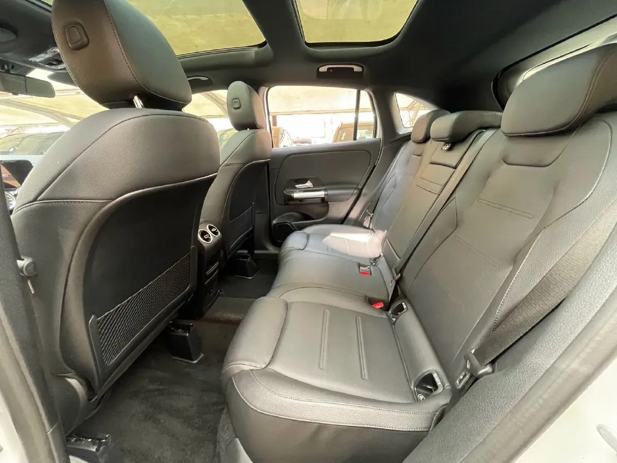 2023 Mercedes-Benz GLA Class 2.0T 190HP L4 8DCT,autocango,china used car exporter,china ev exporter,chinese used car exporter,chinese used ev exporter