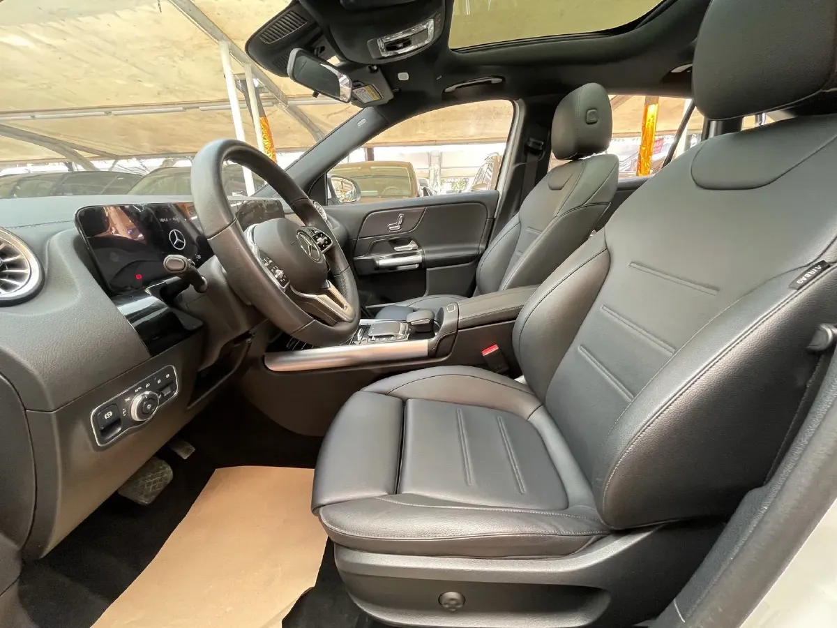 2023 Mercedes-Benz GLA Class 2.0T 190HP L4 8DCT,autocango,china used car exporter,china ev exporter,chinese used car exporter,chinese used ev exporter