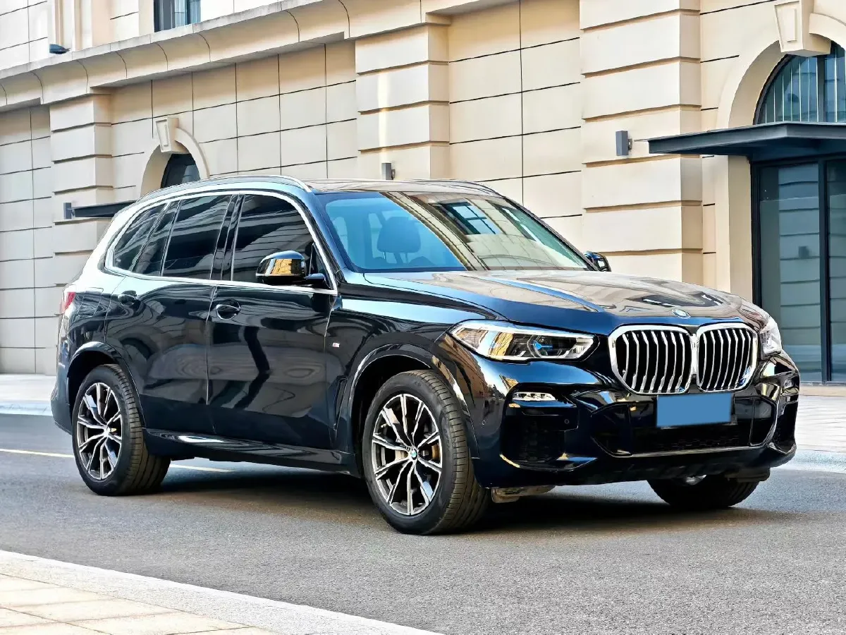 2020 BMW X5 3.0T 340HP L6 8AT,autocango,china used car exporter,china ev exporter,chinese used car exporter,chinese used ev exporter
