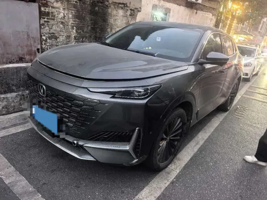 2021 ChangAn UNI-K 2.0T 233HP L4 8AT,autocango,china used car exporter,china ev exporter,chinese used car exporter,chinese used ev exporter