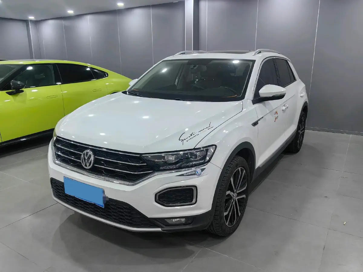 2020 Volkswagen T-Roc 1.4T 150HP L4 7DCT
