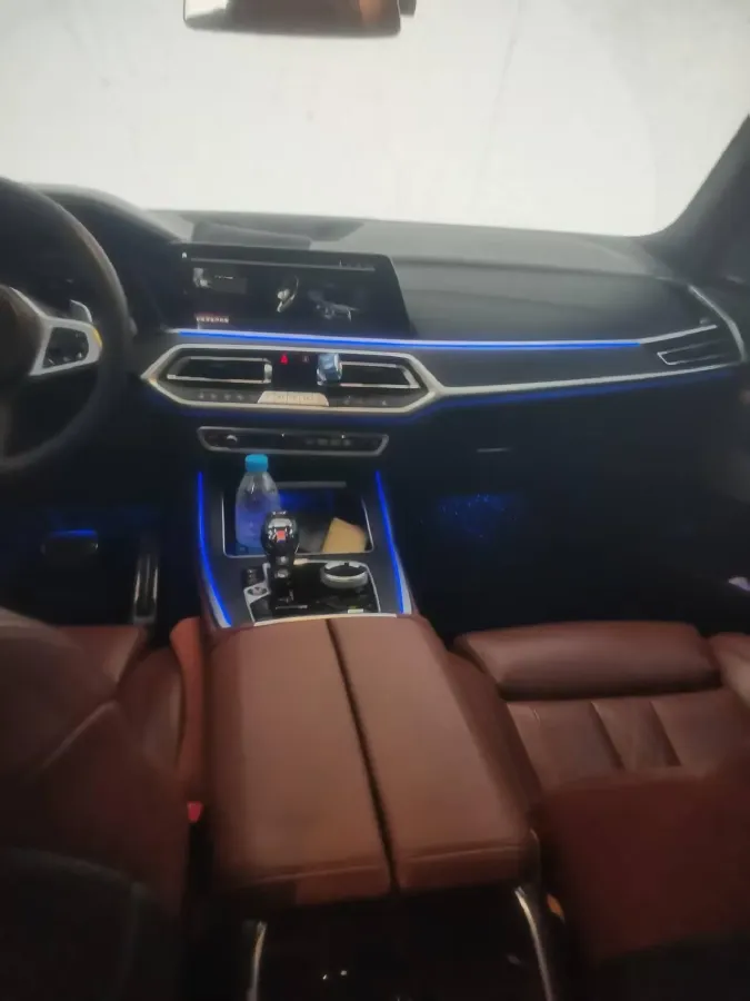 2022 BMW X7 3.0T 340HP L6 8AT,autocango,china used car exporter,china ev exporter,chinese used car exporter,chinese used ev exporter