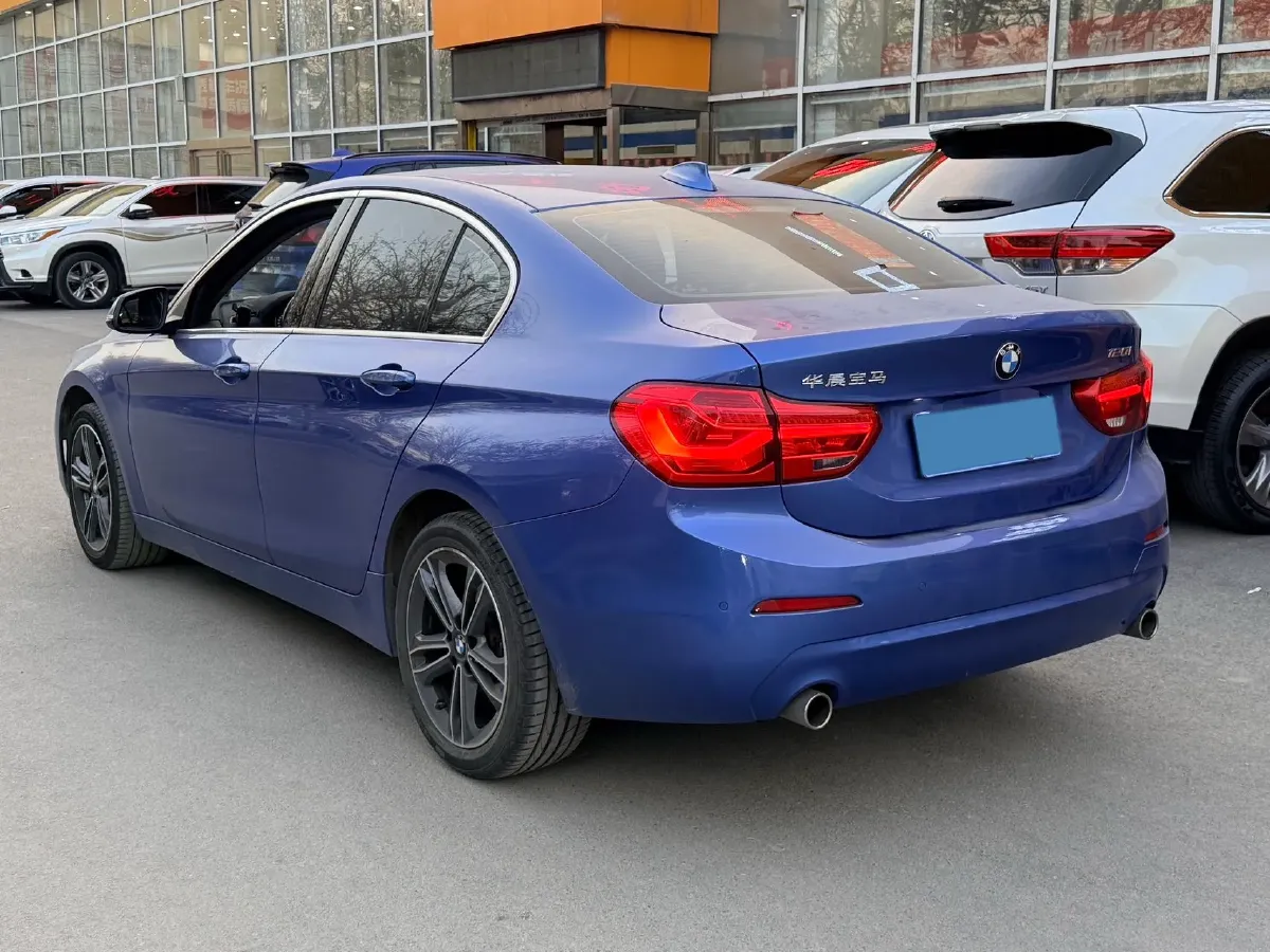 2020 BMW 1 Series 1.5T 140HP L3 7DCT,autocango,china used car exporter,china ev exporter,chinese used car exporter,chinese used ev exporter