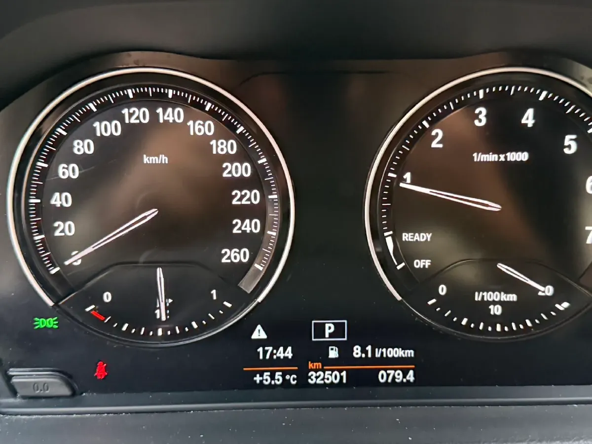 2020 BMW 1 Series 1.5T 140HP L3 7DCT,autocango,china used car exporter,china ev exporter,chinese used car exporter,chinese used ev exporter