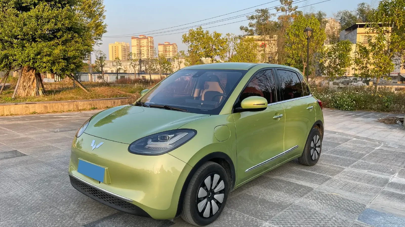 2023 WuLing BinGuo BEV 31.9KWH