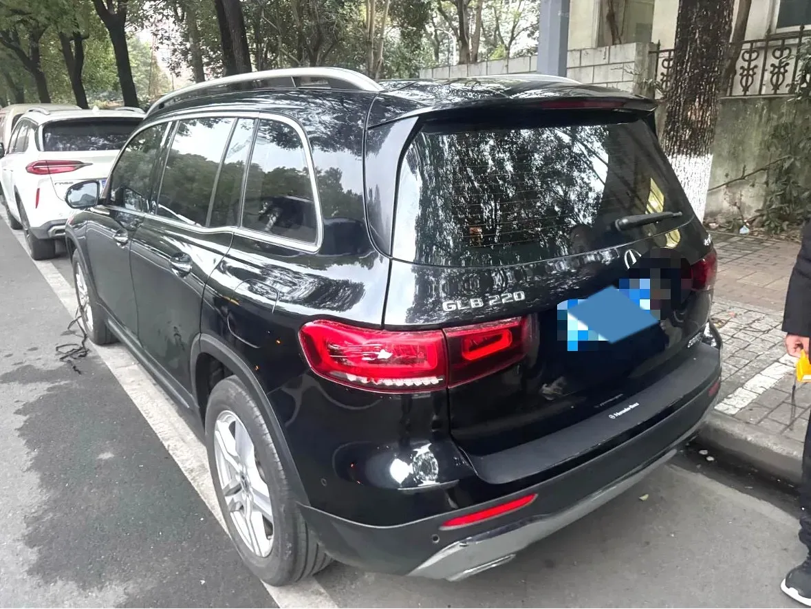 2023 Mercedes-Benz GLB Class 2.0T 190HP L4 8DCT,autocango,china used car exporter,china ev exporter,chinese used car exporter,chinese used ev exporter