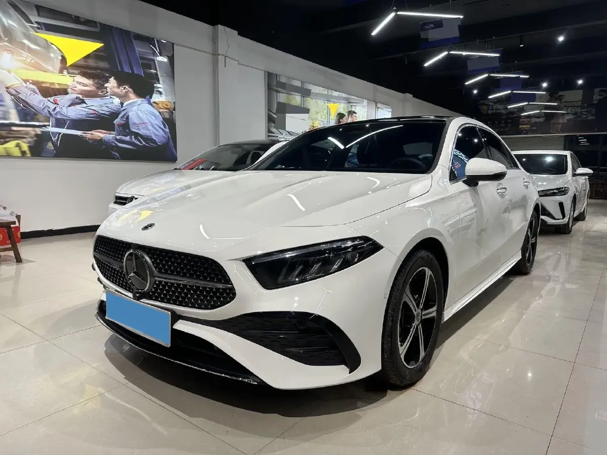 2024 Mercedes-Benz A Class 1.3T 163HP L4 7DCT