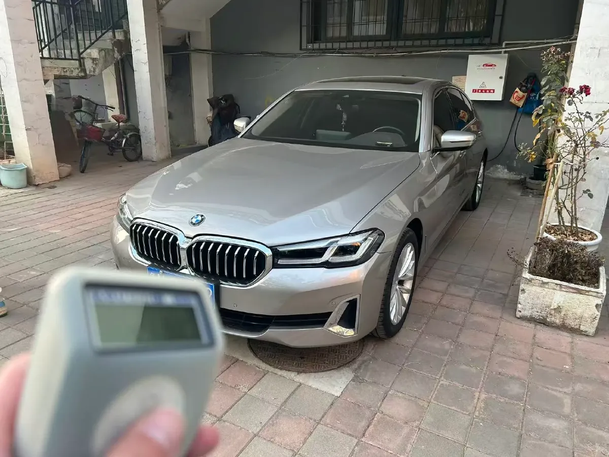 2021 BMW 5 Series 2.0T 184HP L4 8AT,autocango,china used car exporter,china ev exporter,chinese used car exporter,chinese used ev exporter