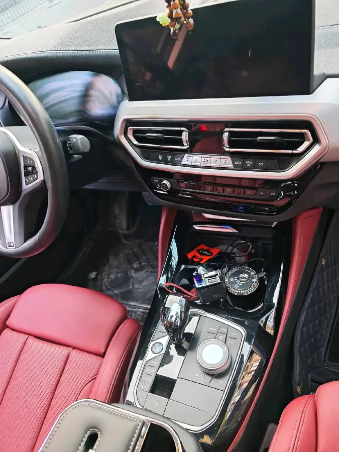 2022 BMW X4 2.0T 245HP L4 8AT,autocango,china used car exporter,china ev exporter,chinese used car exporter,chinese used ev exporter