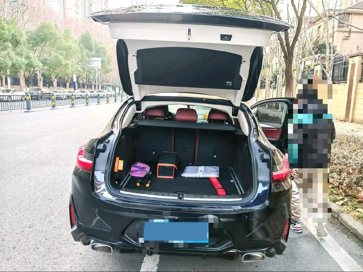 2022 BMW X4 2.0T 245HP L4 8AT,autocango,china used car exporter,china ev exporter,chinese used car exporter,chinese used ev exporter