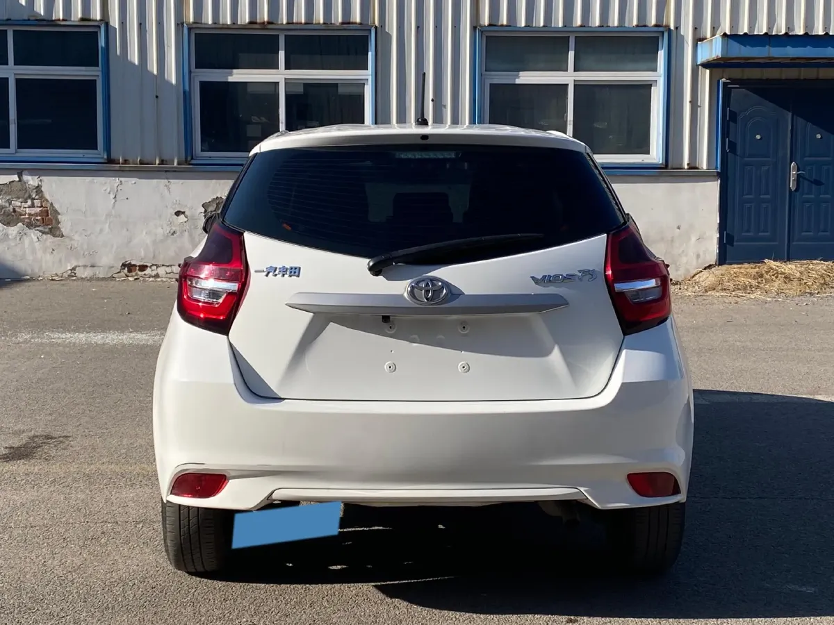 2022 Toyota Vios FS 1.5L 112HP L4 CVT,autocango,china used car exporter,china ev exporter,chinese used car exporter,chinese used ev exporter