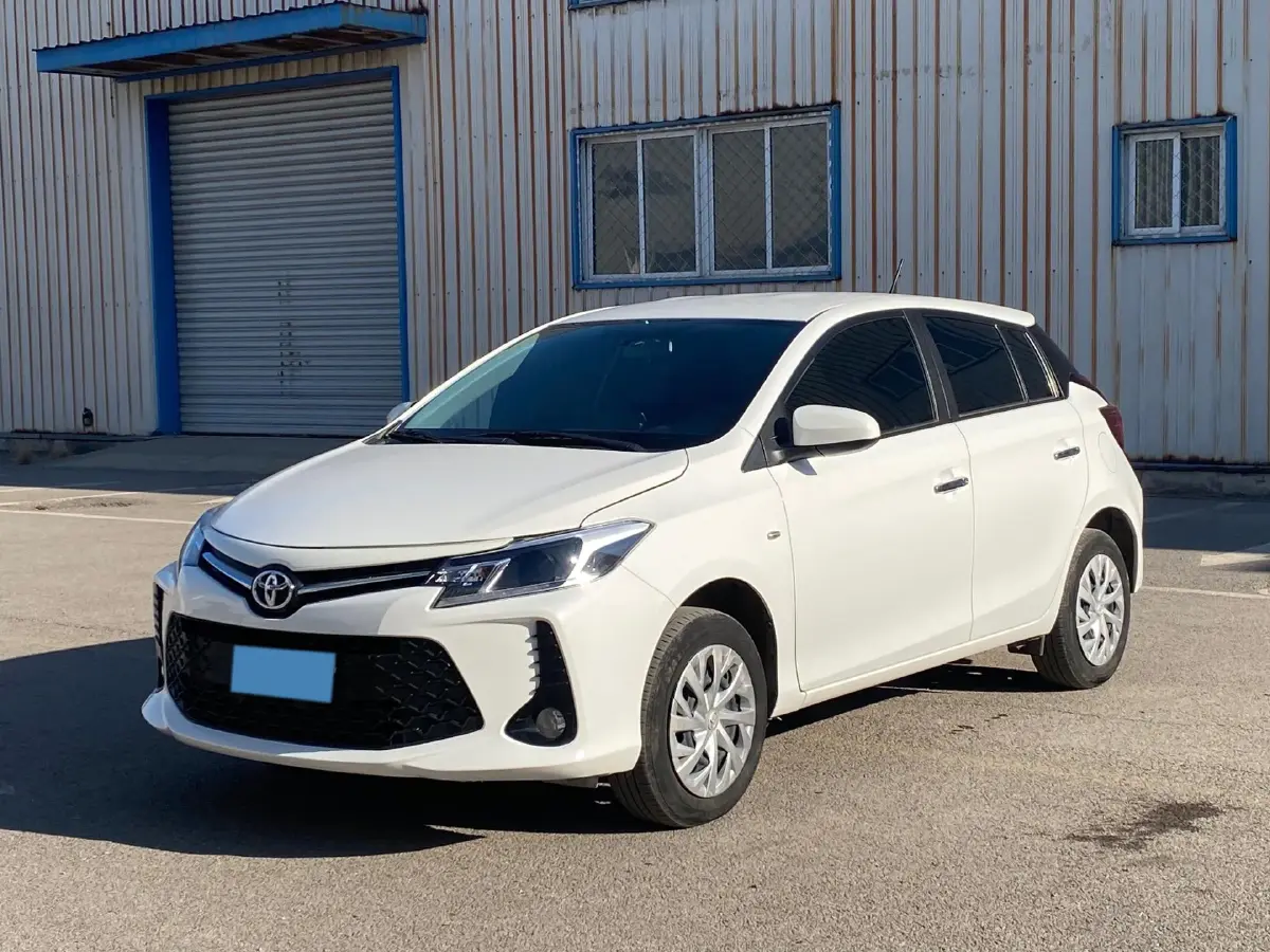 2022 Toyota Vios FS 1.5L 112HP L4 CVT