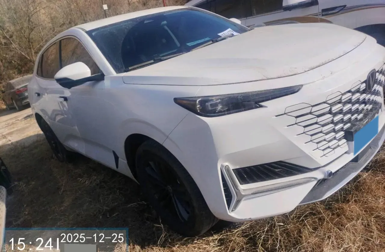 2021 ChangAn UNI-K 2.0T 233HP L4 8AT,autocango,china used car exporter,china ev exporter,chinese used car exporter,chinese used ev exporter