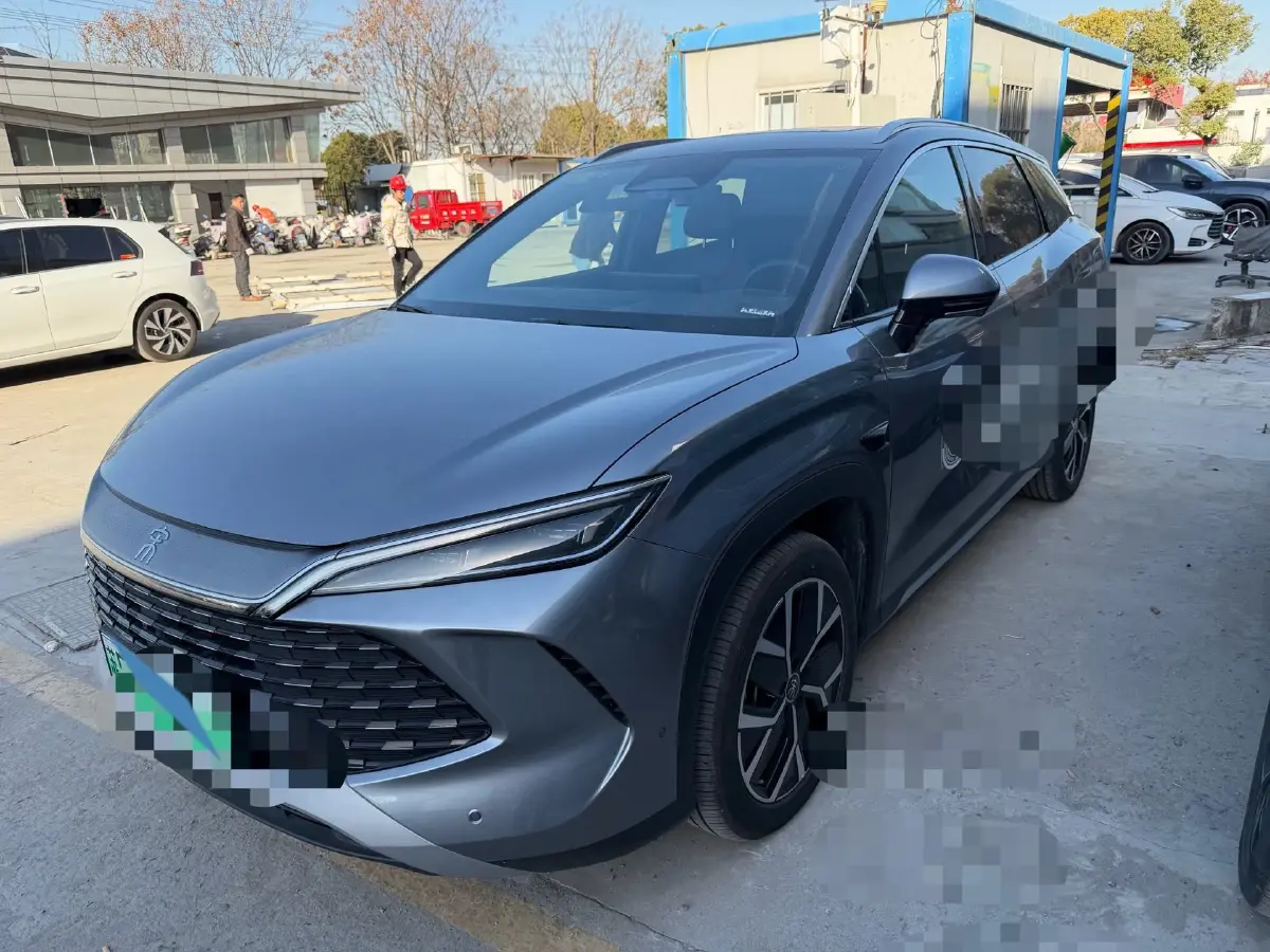 2025 BYD SongL DM-i 1.5L 101HP L4 E-CVT PHEV 26.6KWH