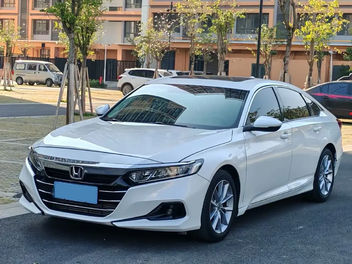 2022 Honda Accord 1.5T 194HP L4 CVT