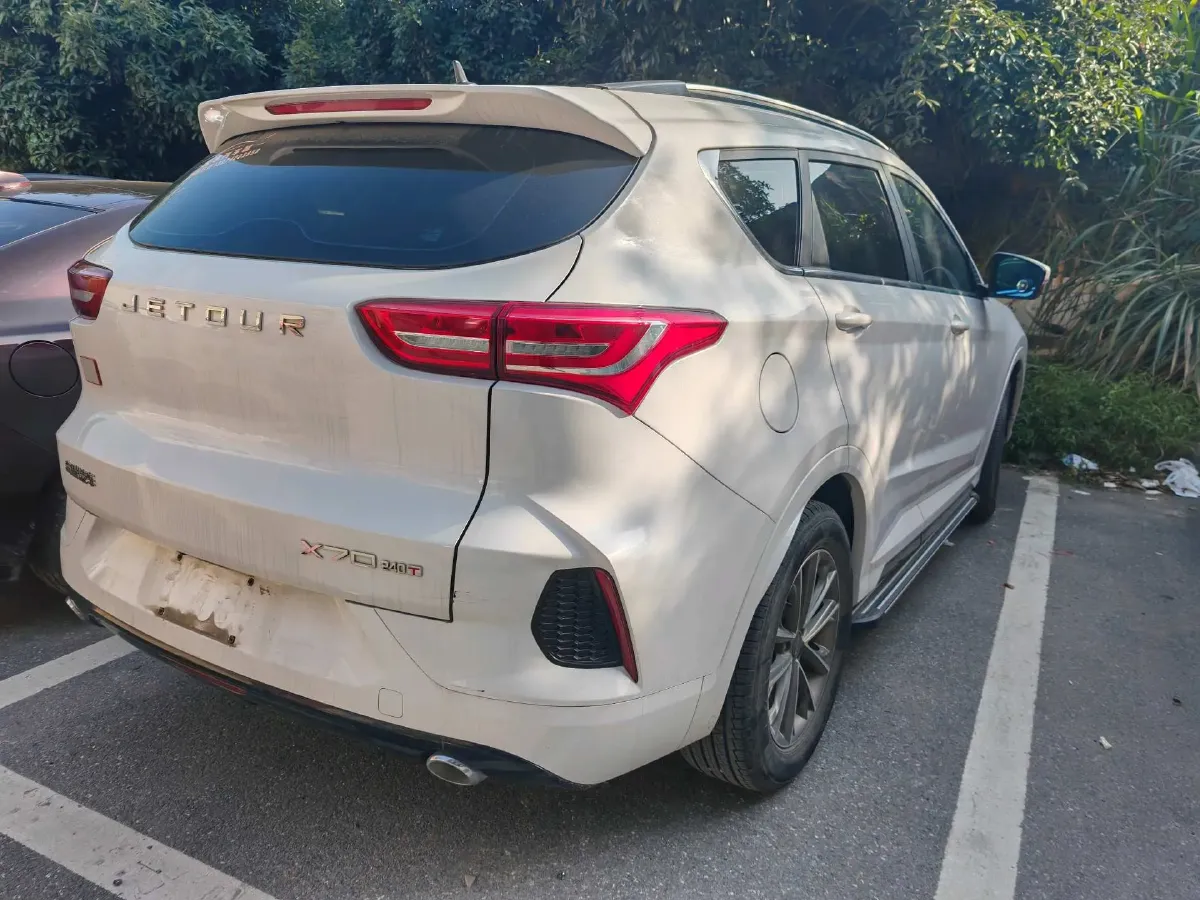 2021 Jetour X70M 1.5T 156HP L4 6DCT,autocango,china used car exporter,china ev exporter,chinese used car exporter,chinese used ev exporter