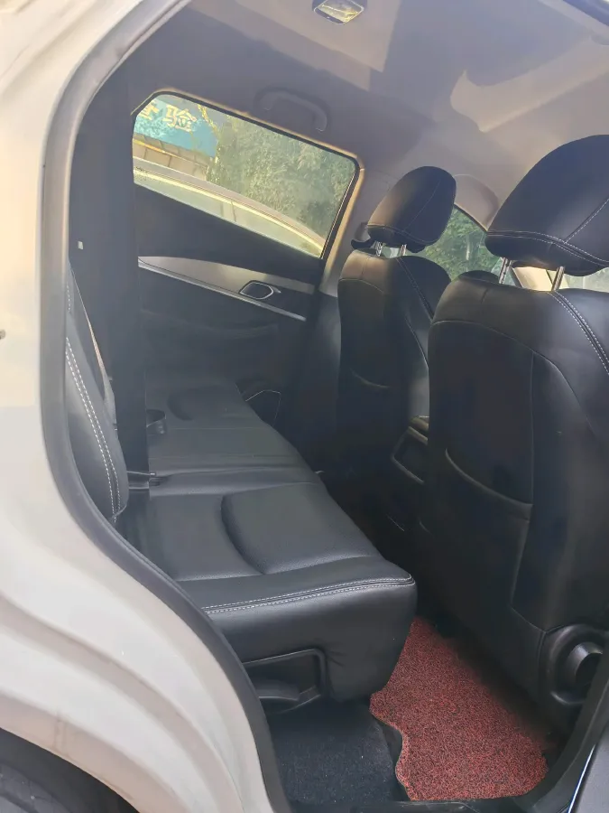 2021 Jetour X70M 1.5T 156HP L4 6DCT,autocango,china used car exporter,china ev exporter,chinese used car exporter,chinese used ev exporter