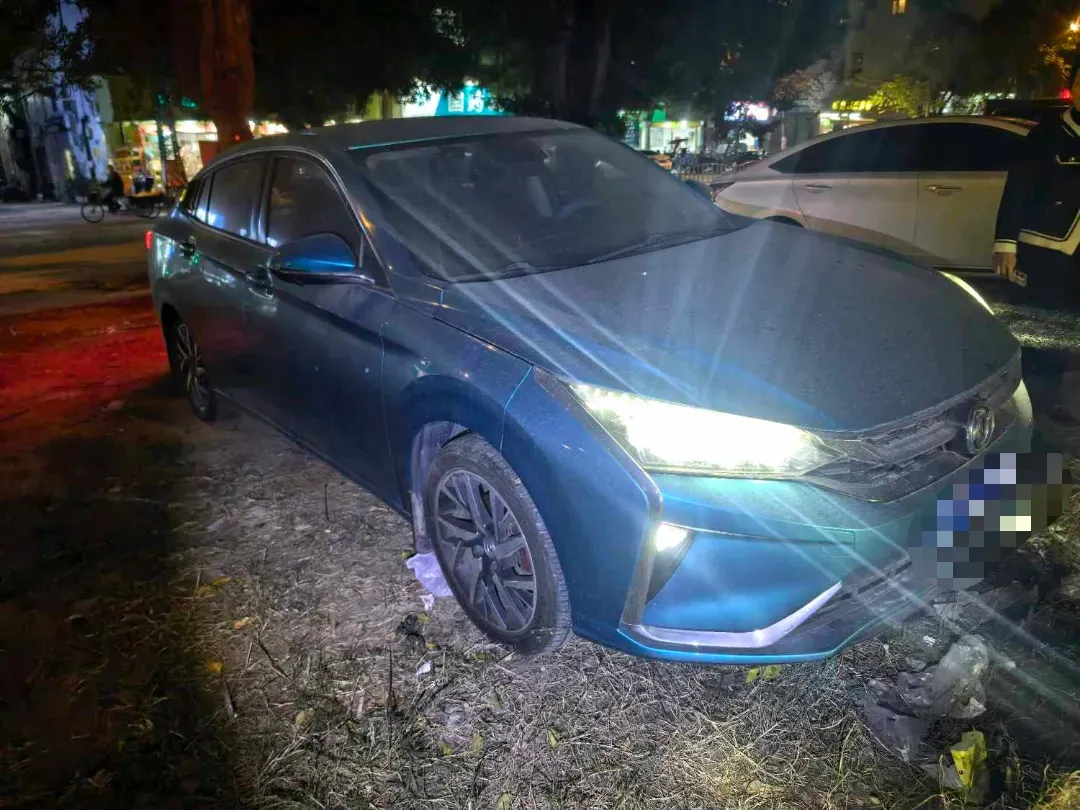 2020 DongFeng Aeolus YiXuan 1.5T 150HP L4 6DCT,autocango,china used car exporter,china ev exporter,chinese used car exporter,chinese used ev exporter