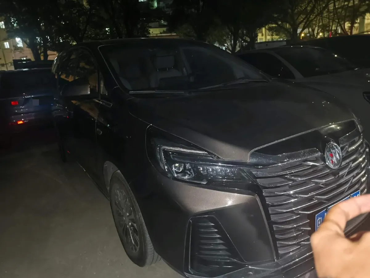 2023 Buick GL8 2.0T 237HP L4 9AT,autocango,china used car exporter,china ev exporter,chinese used car exporter,chinese used ev exporter