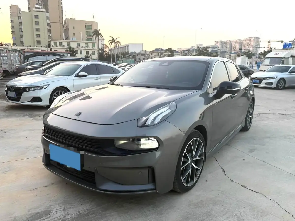 2022 LYNK&CO 03 2.0T 190HP L4 7DCT