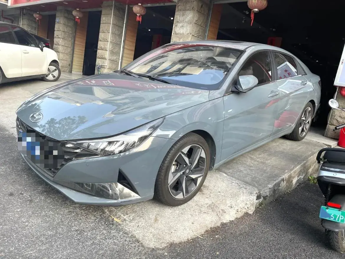 2021 Hyundai Elantra 1.5L 115HP L4 CVT