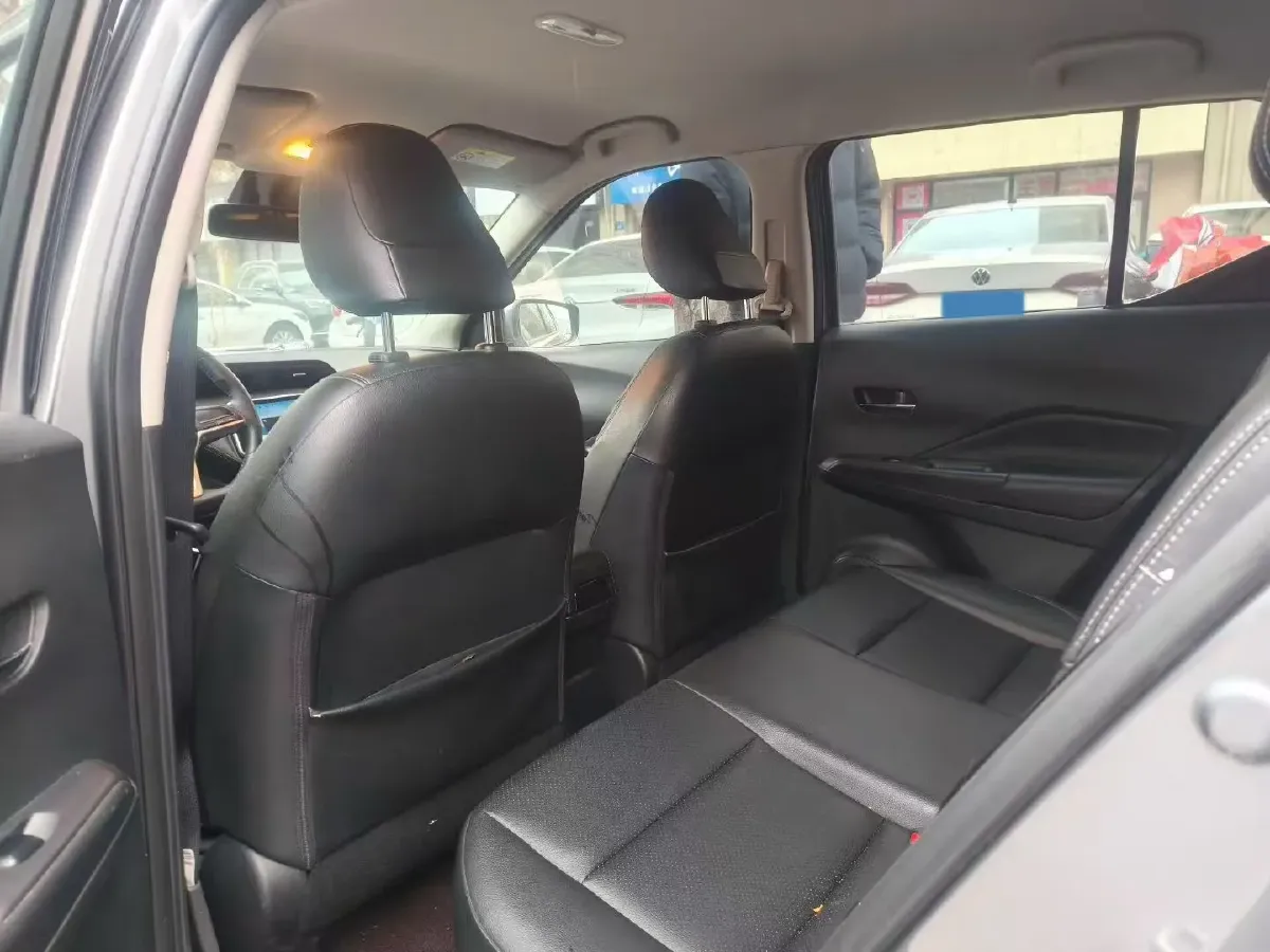 2022 Nissan Kicks 1.5L 122HP L4 CVT,autocango,china used car exporter,china ev exporter,chinese used car exporter,chinese used ev exporter