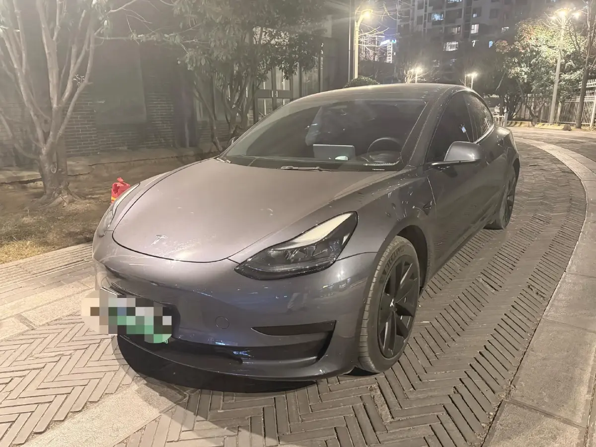 2022 Tesla Model 3 BEV 60KWH
