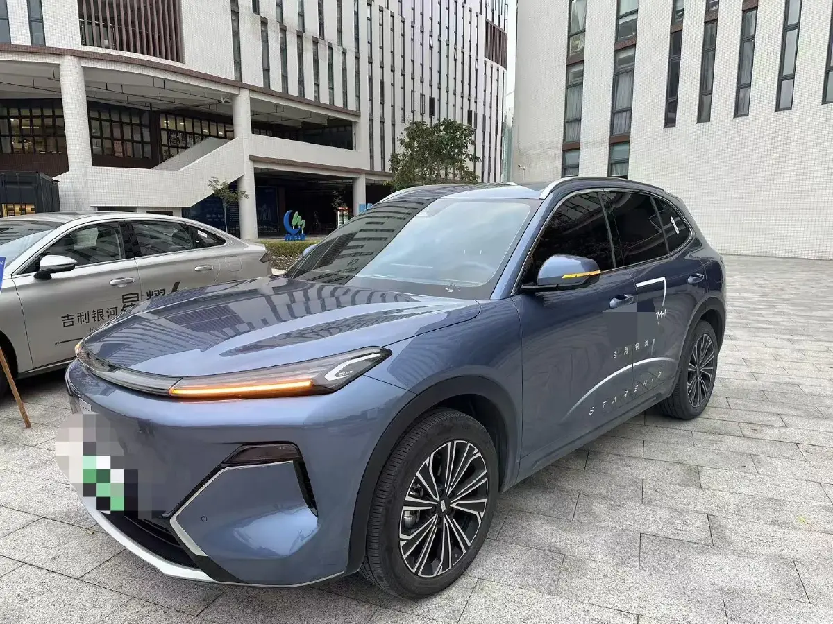 2025 BYD Sea Lion 05 DM-i 1.5L 101HP L4 E-CVT PHEV 18.3KWH