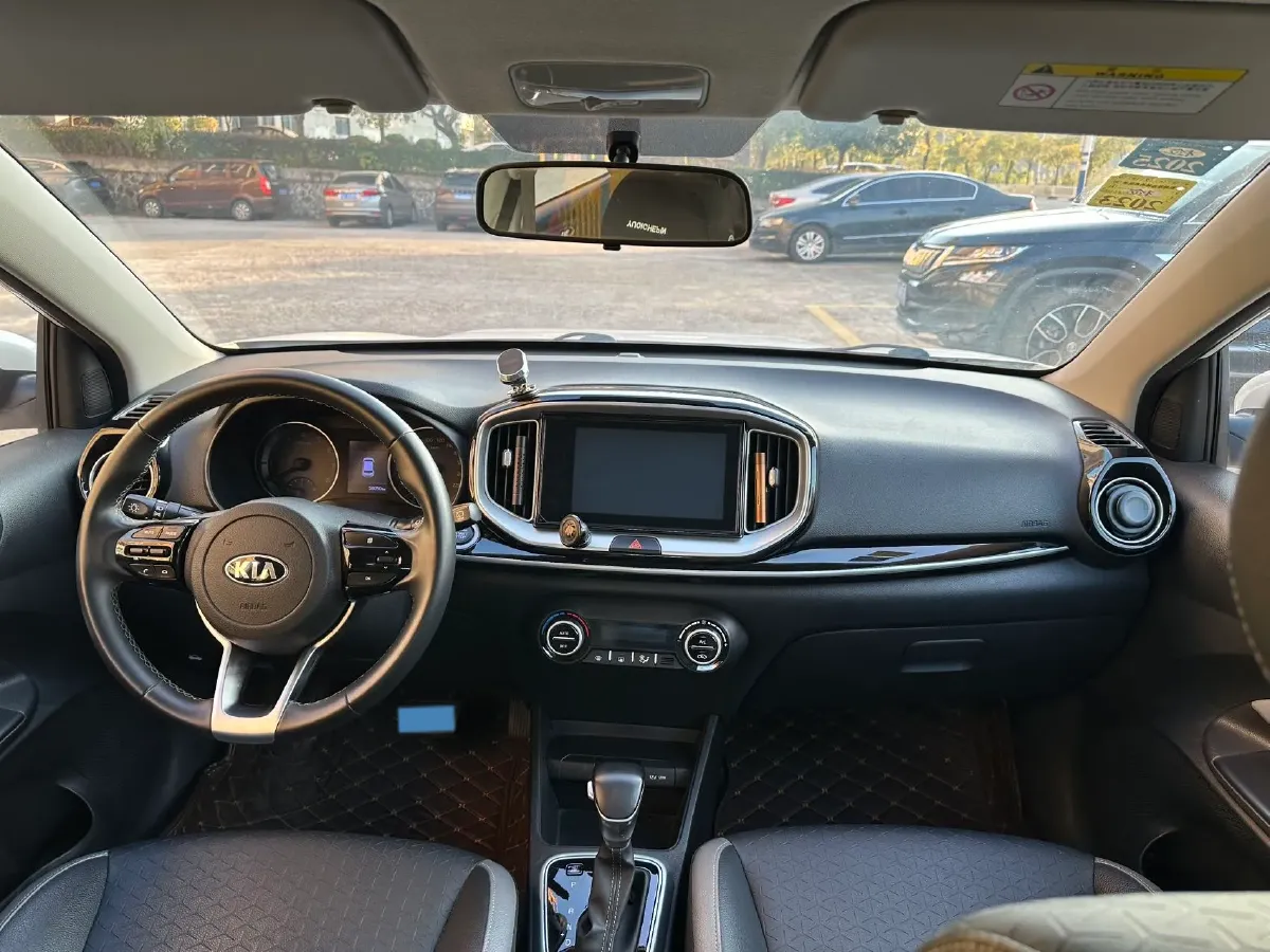 2019 Kia KX1 1.4L 100HP L4 6AT,autocango,china used car exporter,china ev exporter,chinese used car exporter,chinese used ev exporter