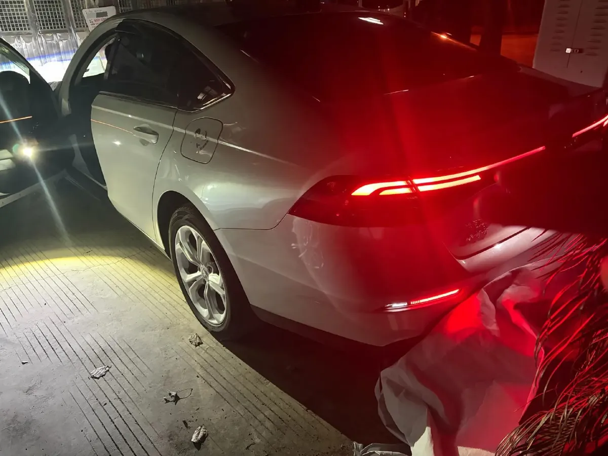 2023 Honda Accord 1.5T 192HP L4 CVT,autocango,china used car exporter,china ev exporter,chinese used car exporter,chinese used ev exporter