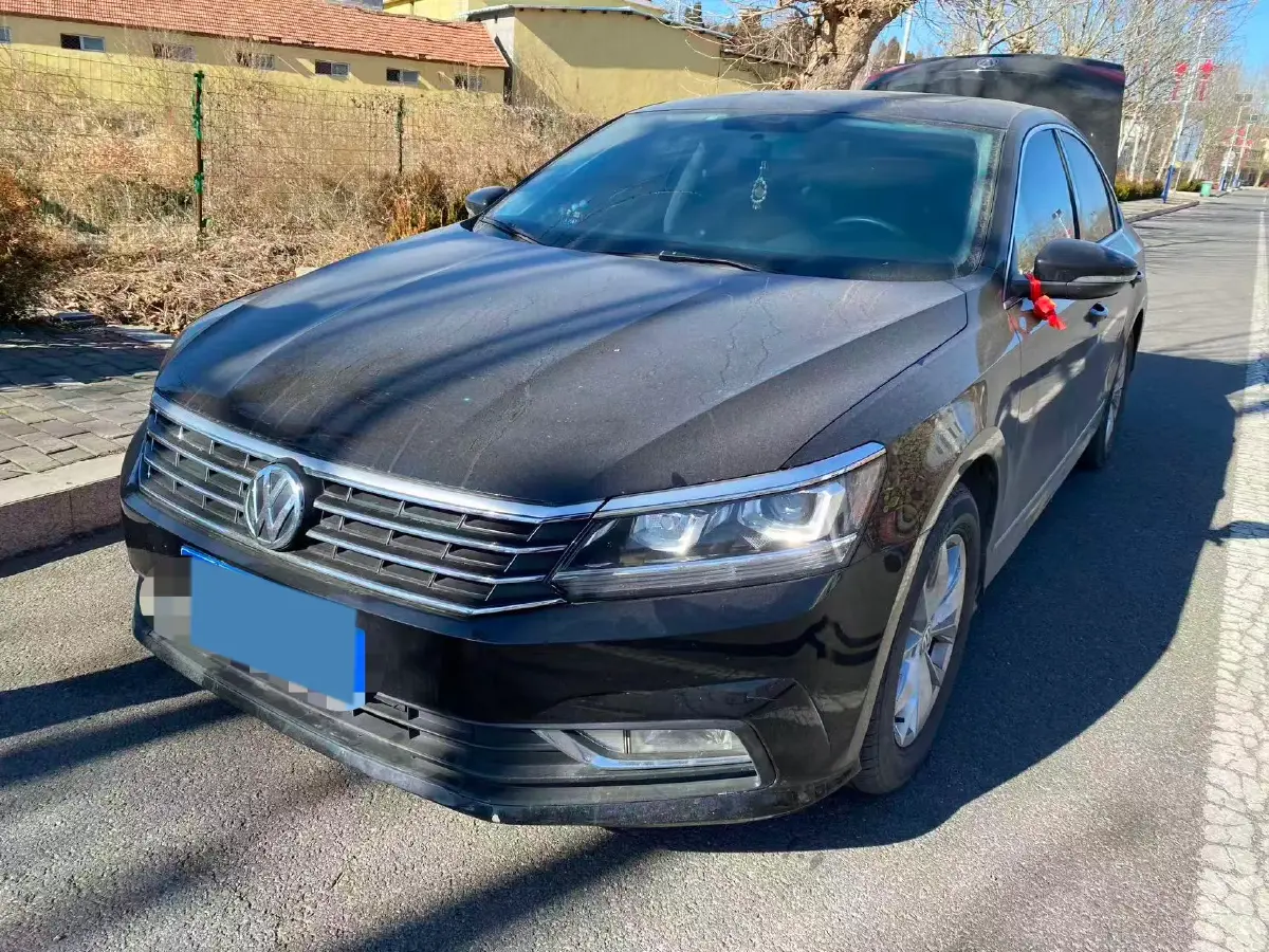 2015 Volkswagen Passat 1.8T 160HP L4 6AT