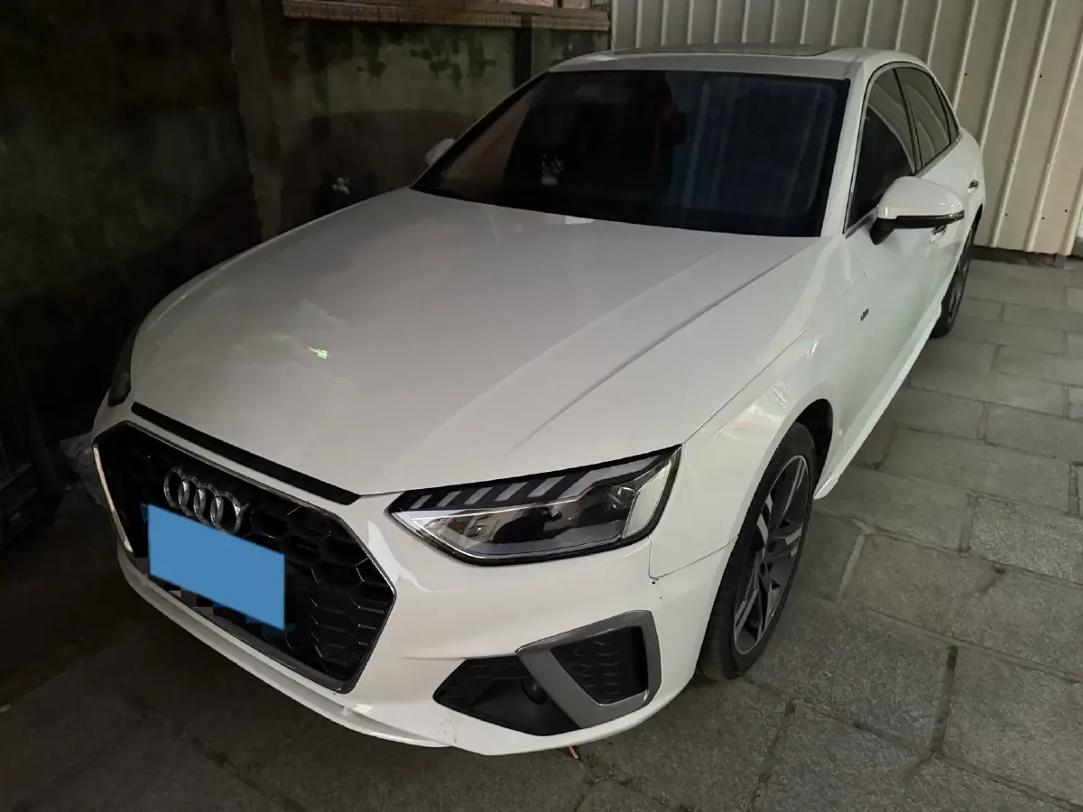 2020 Audi A4L 2.0T 190HP L4 7DCT