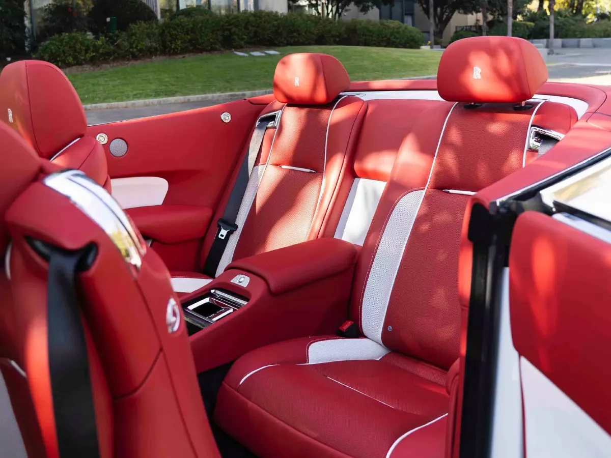 2018 Rolls-Royce Dawn 6.6T 571HP V12 8AT,autocango,china used car exporter,china ev exporter,chinese used car exporter,chinese used ev exporter