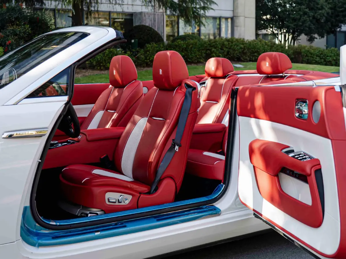 2018 Rolls-Royce Dawn 6.6T 571HP V12 8AT,autocango,china used car exporter,china ev exporter,chinese used car exporter,chinese used ev exporter