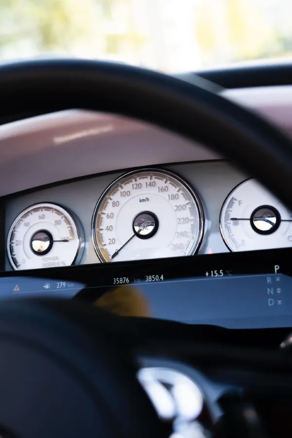 2018 Rolls-Royce Dawn 6.6T 571HP V12 8AT,autocango,china used car exporter,china ev exporter,chinese used car exporter,chinese used ev exporter