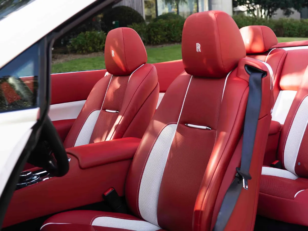 2018 Rolls-Royce Dawn 6.6T 571HP V12 8AT,autocango,china used car exporter,china ev exporter,chinese used car exporter,chinese used ev exporter