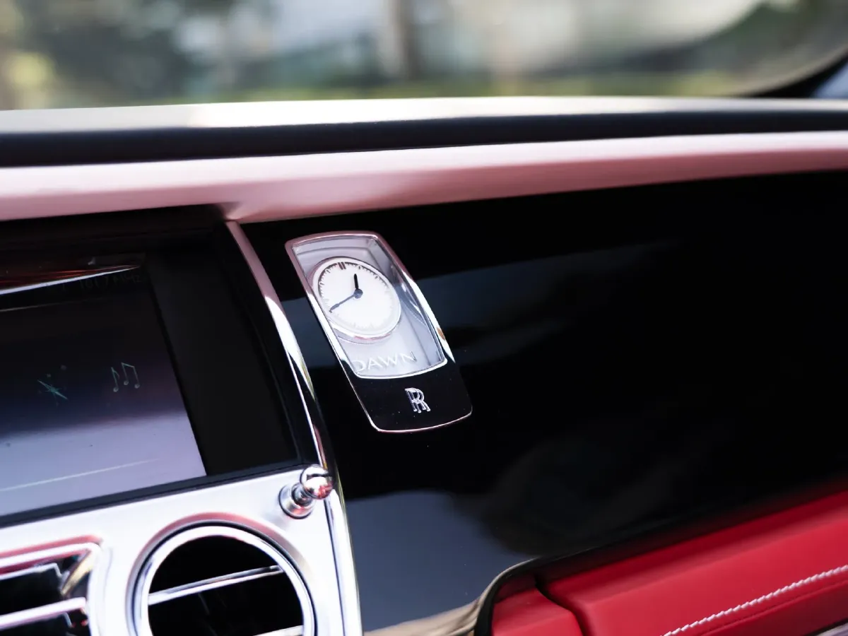 2018 Rolls-Royce Dawn 6.6T 571HP V12 8AT,autocango,china used car exporter,china ev exporter,chinese used car exporter,chinese used ev exporter