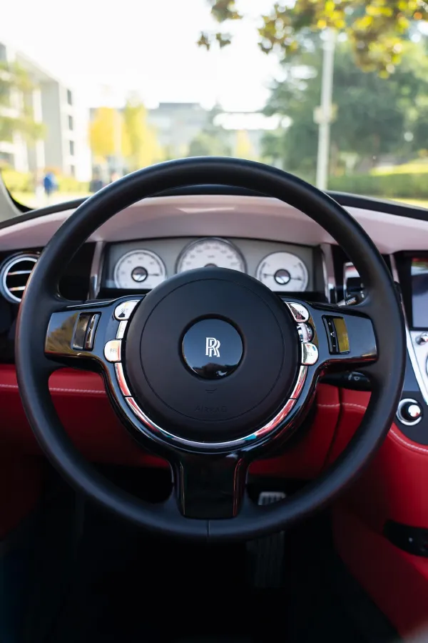 2018 Rolls-Royce Dawn 6.6T 571HP V12 8AT,autocango,china used car exporter,china ev exporter,chinese used car exporter,chinese used ev exporter