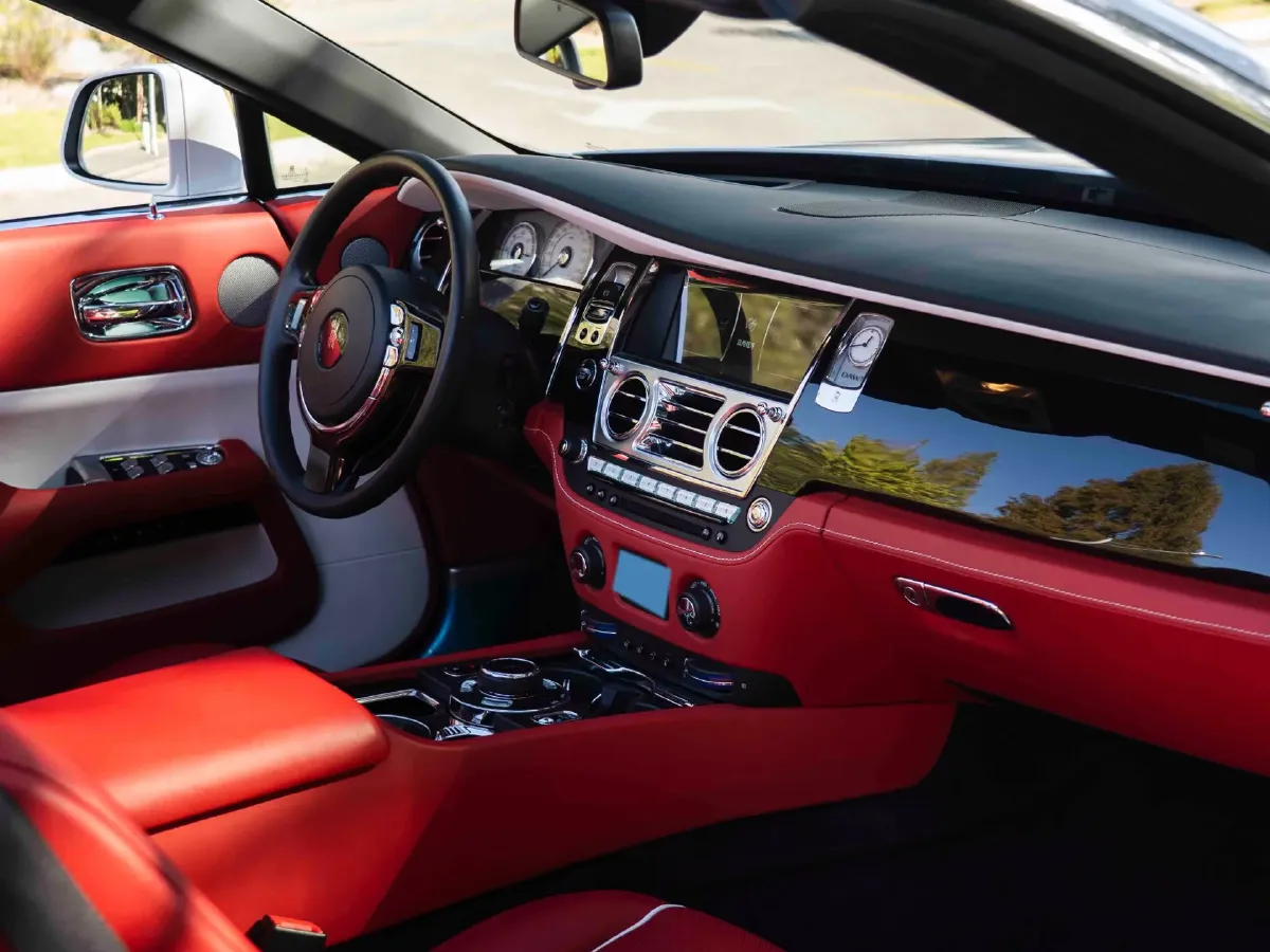 2018 Rolls-Royce Dawn 6.6T 571HP V12 8AT,autocango,china used car exporter,china ev exporter,chinese used car exporter,chinese used ev exporter