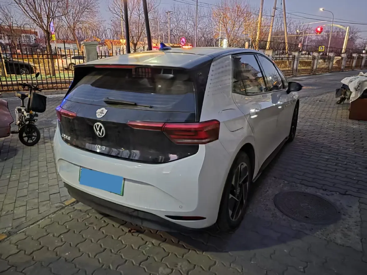 2023 Volkswagen ID.3 BEV 52.8KWH,autocango,china used car exporter,china ev exporter,chinese used car exporter,chinese used ev exporter