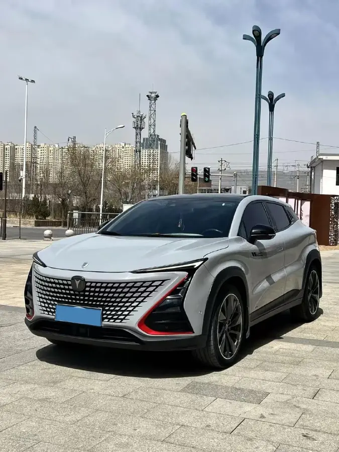 2021 ChangAn UNI-T 1.5T 180HP L4 7DCT