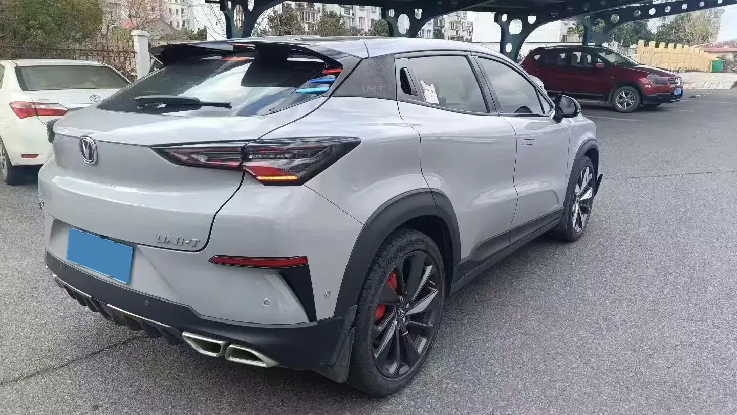 2021 ChangAn UNI-T 1.5T 180HP L4 7DCT,autocango,china used car exporter,china ev exporter,chinese used car exporter,chinese used ev exporter